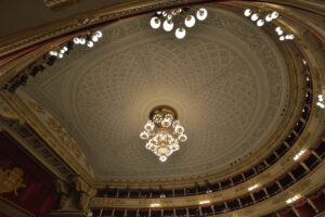 Luxury opera evening at Teatro alla Scala in Milan