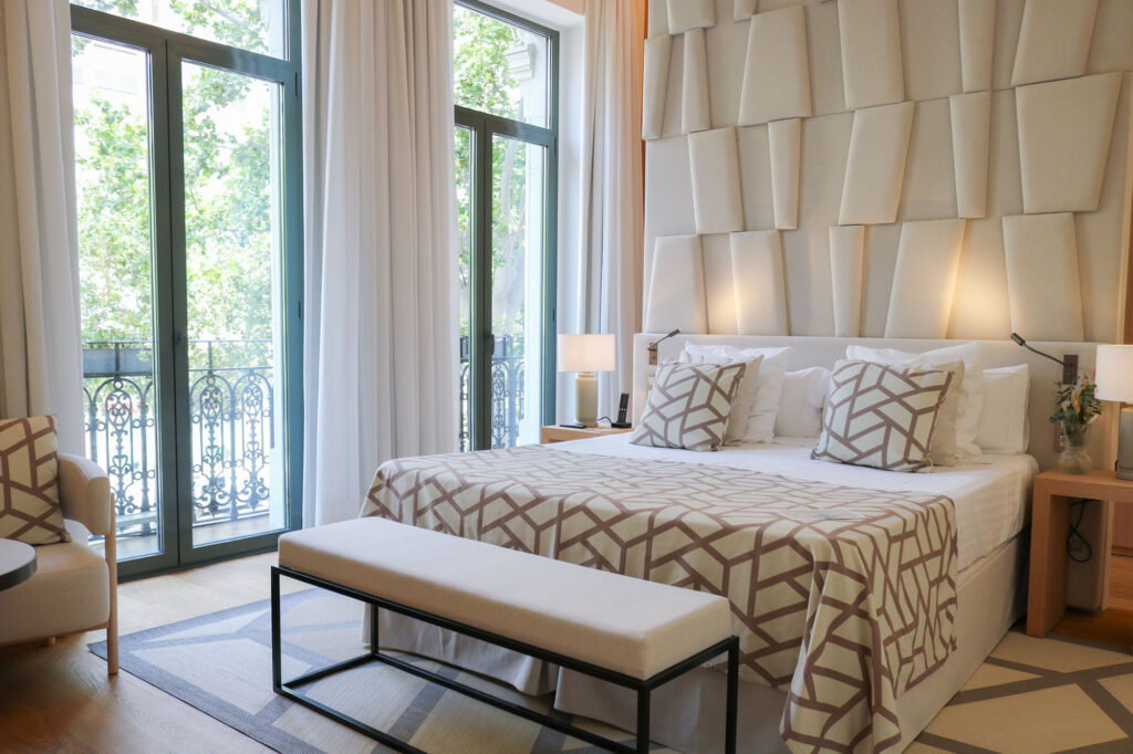 Luxury hotel near opera house in Valencia Spain