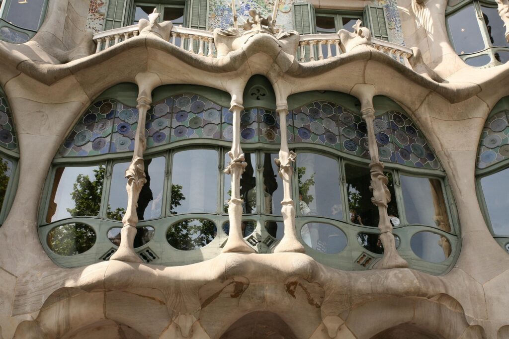 Gaudi in Barcelona Architecture by Gaudi in Barcelona