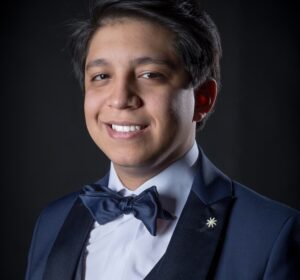 Iván Ayón Rivas tenor